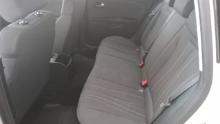 seat Leon.