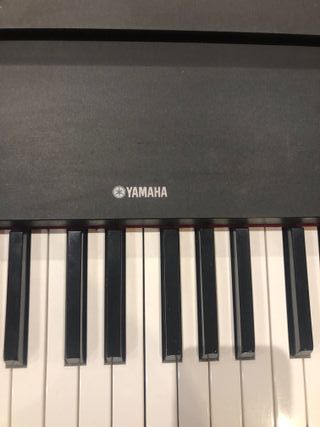 Piano YAMAHA P70 tecla de martillo regulado
