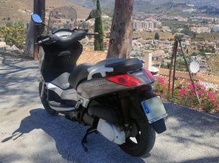 YAMAHA X MAX 250CC