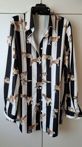 Camicia a righe con tigri