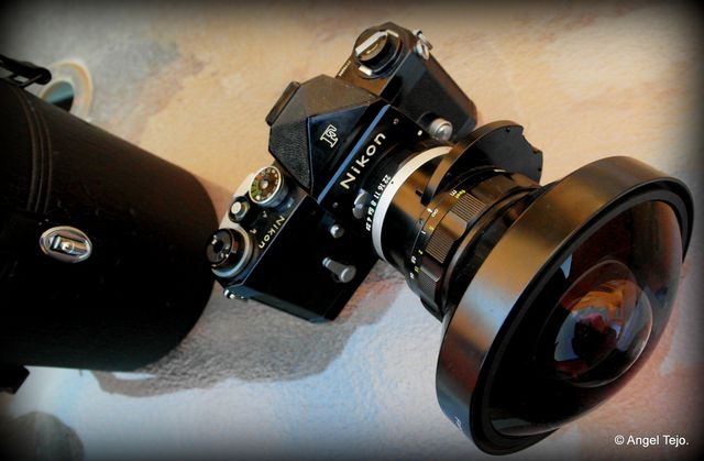 Nikon  8 mm F/ 2,8 Fisheye. Pieza de museo