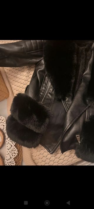 Cazadora negra No se 