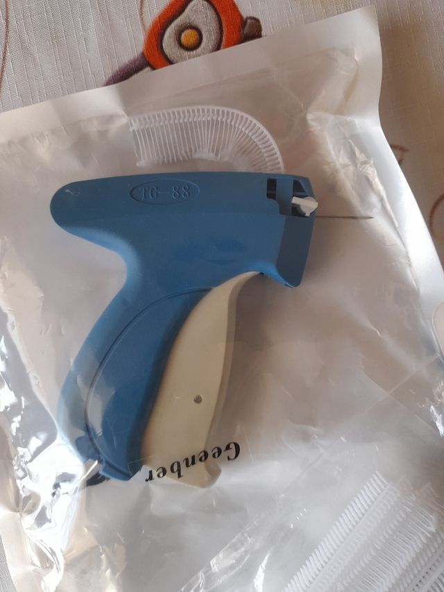 sparafili per creazioni fatte in lana ,stoffa