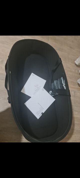 Capazo bugaboo bee con capota amarilla