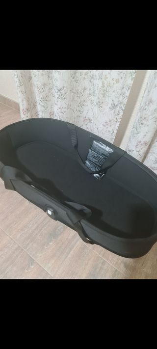 Capazo bugaboo bee con capota amarilla