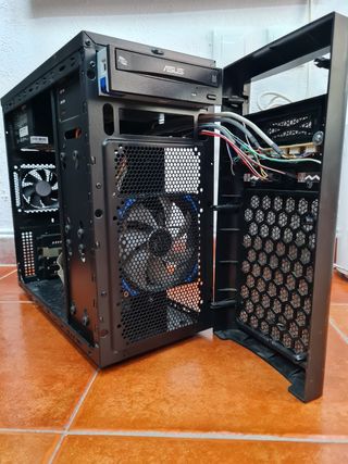Ordenador con procesador INTEL I5 Disco SSD