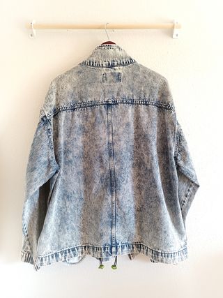 Cazadora denim oversize 