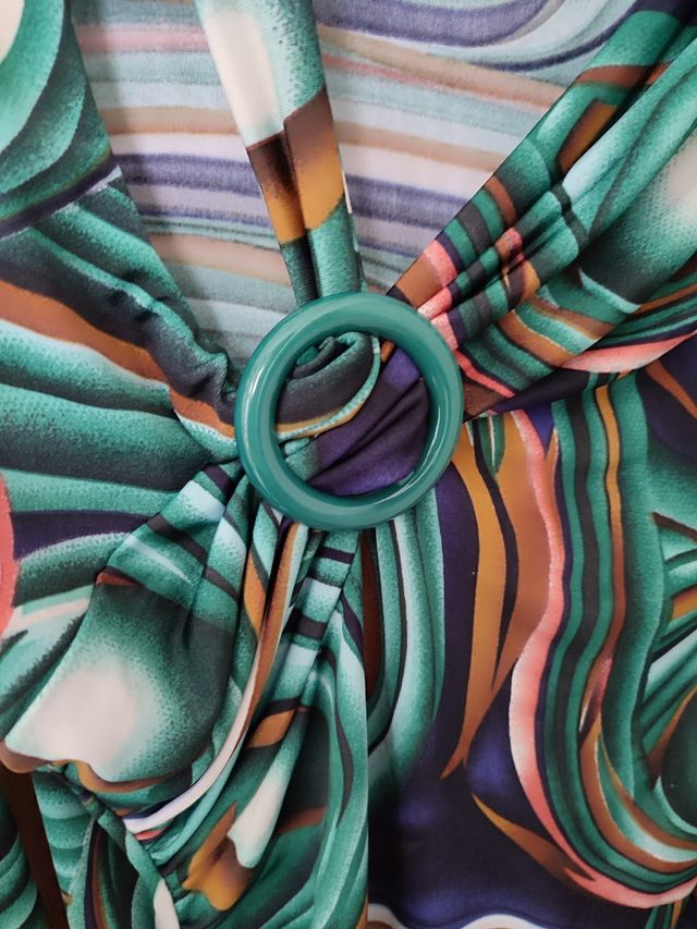 Blusa dalla bellissima fantasia optical