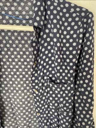 Camisa lunares de Zara