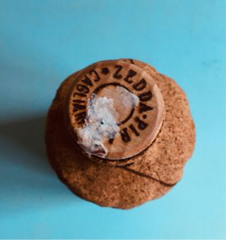 Bottiglia sughero 1980 Sardegna