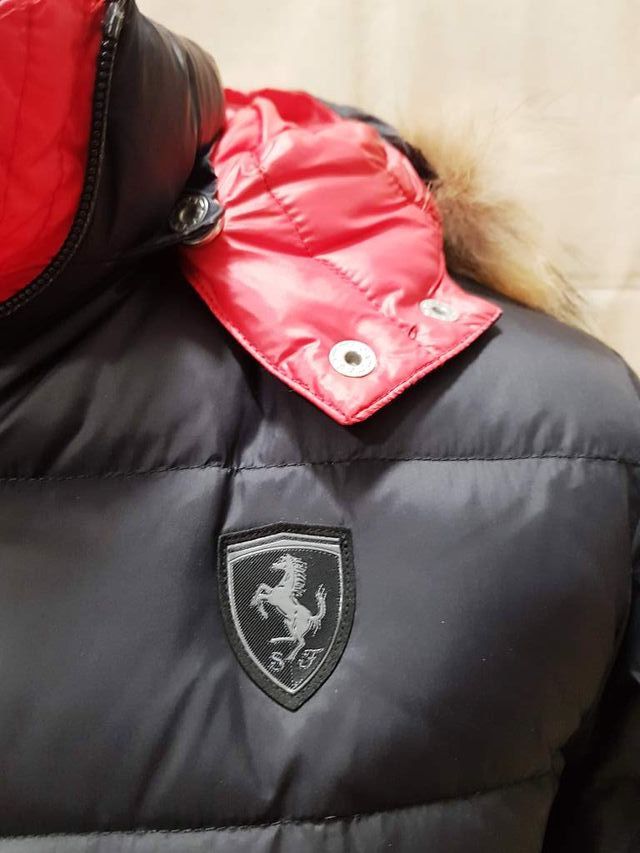 Giubbotto Ferrari ragazzo cappuccio e pelliccia