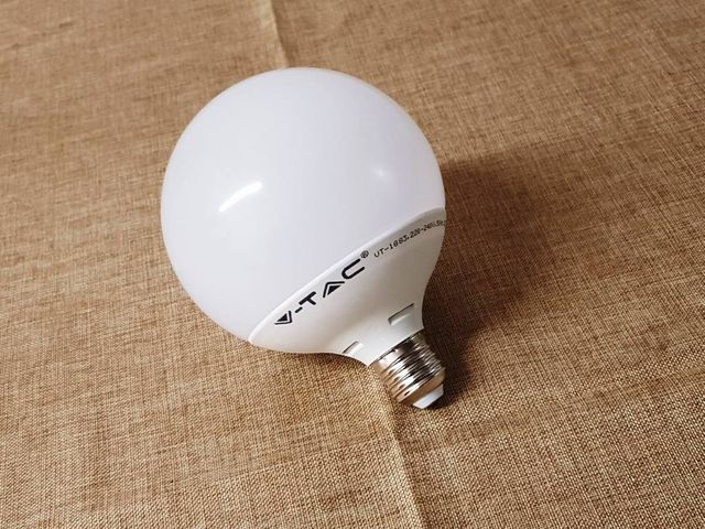 Lampada LED V-TAC Globo E27 13W 1055lm 200° 6400K 