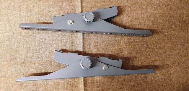 Possente staffa in acciaio o supporto TV da muro o