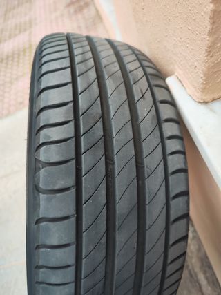 Llantas Honda Accord 16" con neumáticos