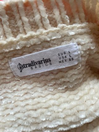 Jersey chenilla beige talla L Stradivarius