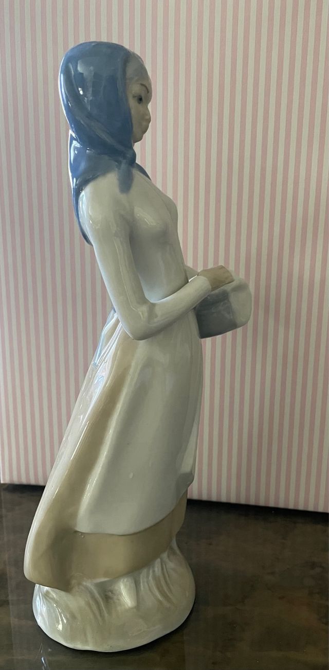 Figura porcelana
