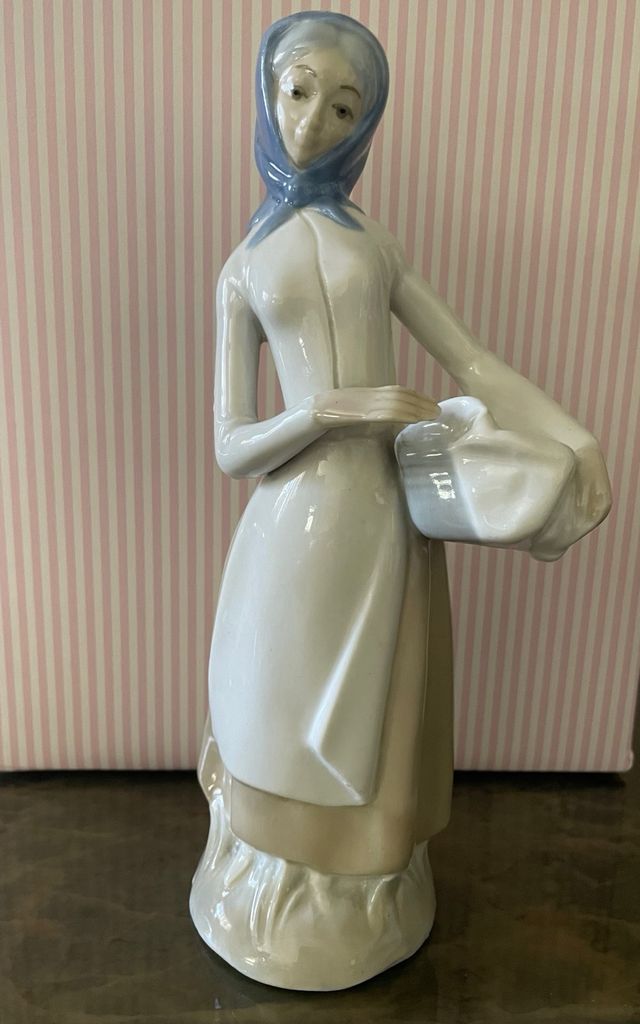 Figura porcelana