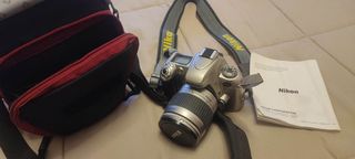 Cámara de fotos NIKON F55