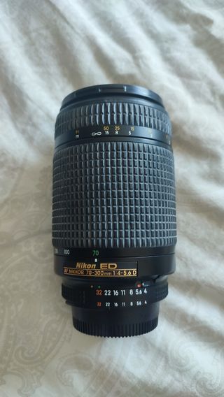 AF NIKKOR 70-300mm 4-5'6 D