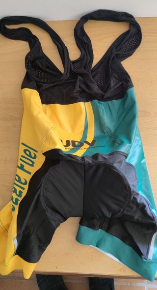 Culot y maillot de UVE talla M vegano