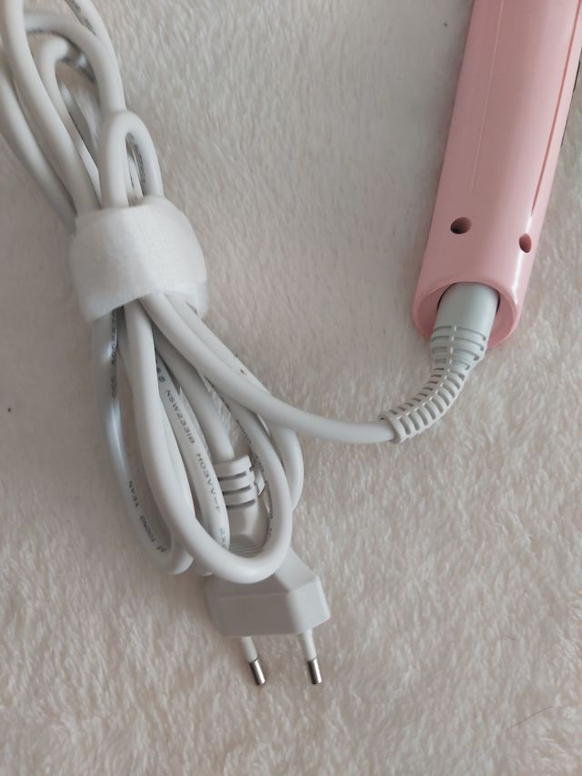 Cepillo eléctrico alisador