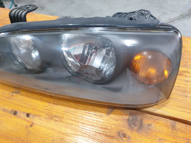 Faros delanteros hyundai elantra