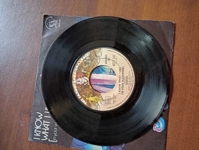 45 giri Genesis I know what i like