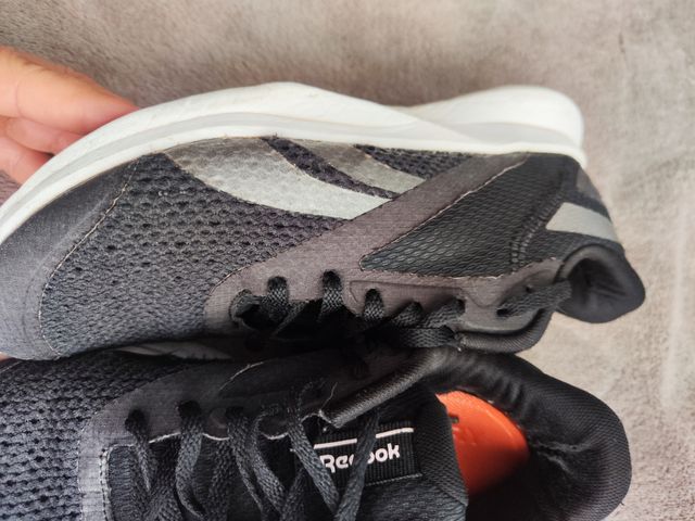 Zapatillas negras Reebok