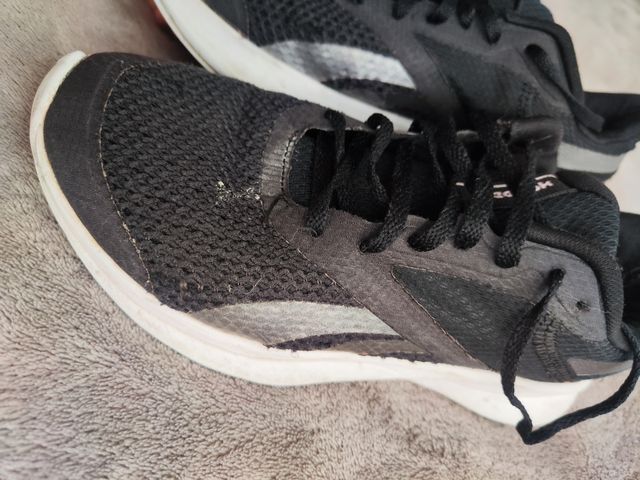 Sapatilhas Reebok pretas