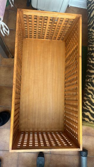 Baul de enrejillado de madera