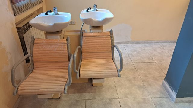 Material de peluquería y moviliario