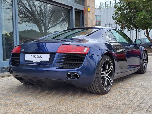 AUDI R8 QUATTRO MANUAL