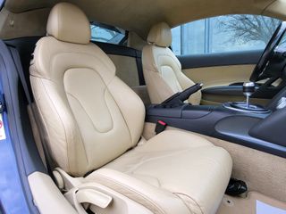 AUDI R8 QUATTRO MANUAL