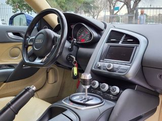 AUDI R8 QUATTRO MANUAL