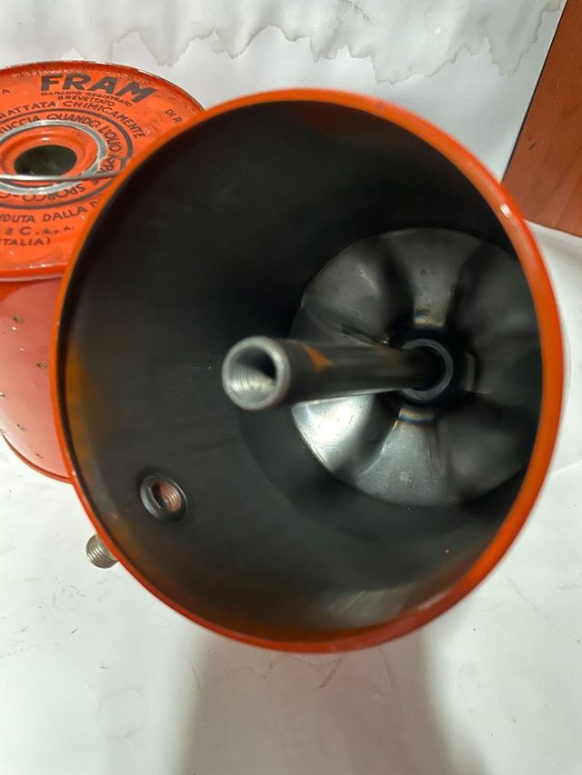 Scatola filtro olio completa di filtro olio per Fi