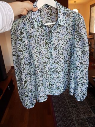 Blusa Stradivarius talla S