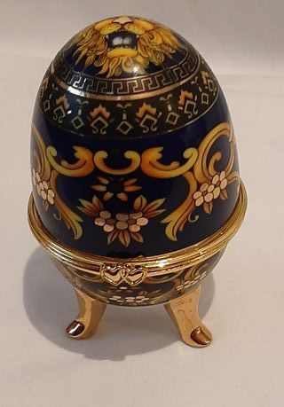 Portagioie per uova stile Faberge