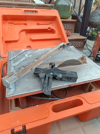 Cortadora azulejo Clipper tt200em