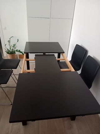 Mesa y sillas comedor