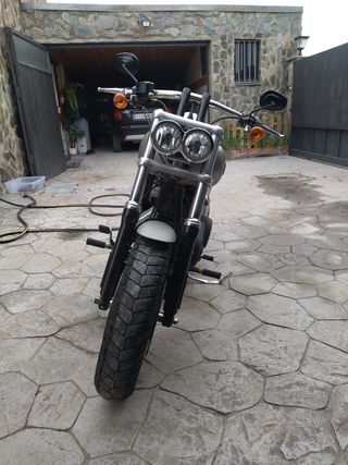 Moto Harley Davidson Dyna Fat Bob