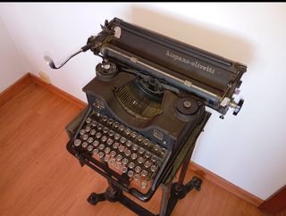 Maquina de escribir Olivetti M40