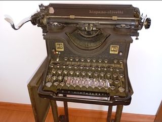 Maquina de escribir Olivetti M40
