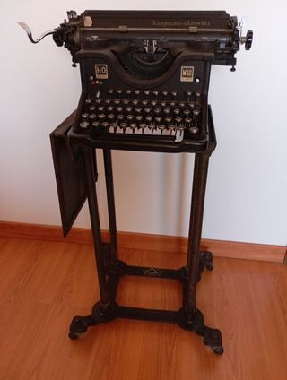 Maquina de escribir Olivetti M40
