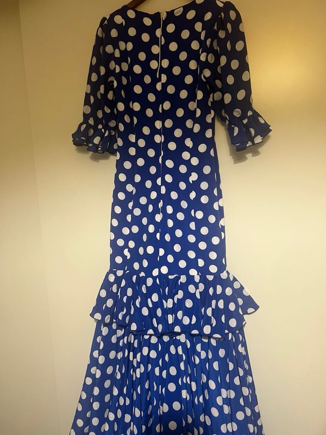 Vestido de sevillanas a medida de niña de 16 años