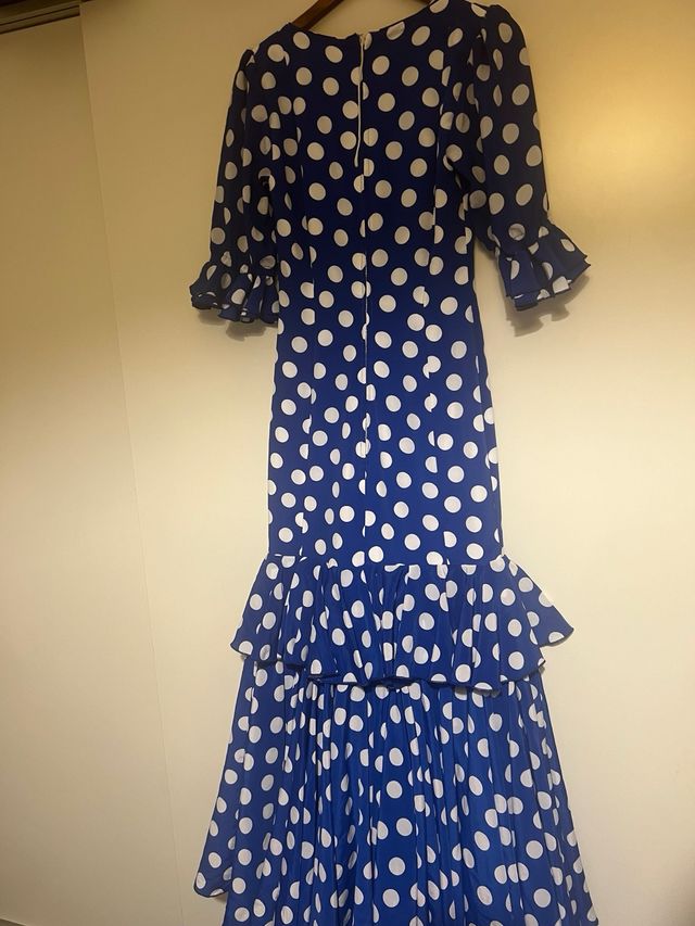 Vestido de sevillanas a medida de niña de 16 años