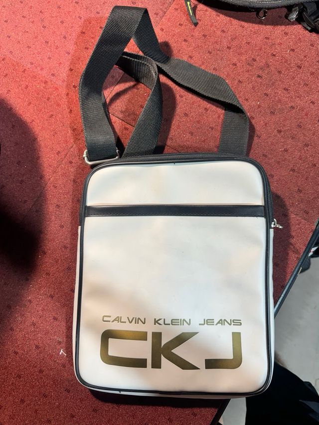 Borsello tracolla Calvin Klein