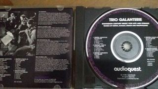 EIGHTEENTH CENTURY MUSIC FOR LUTE AND STRINGS