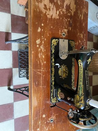 MAQUINA DE COSER