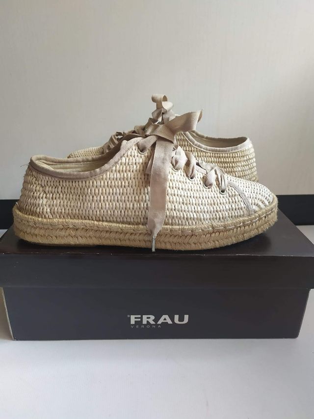 Scarpe corda marca FRAU