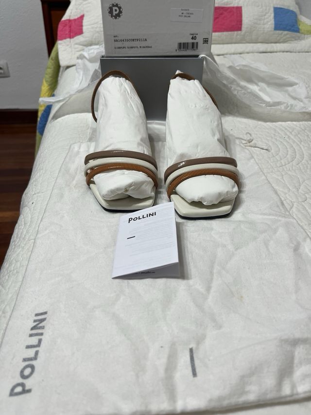 Sandalias de piel de mujer marca POLLINI